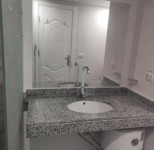 Scandic - Mido Apartman *